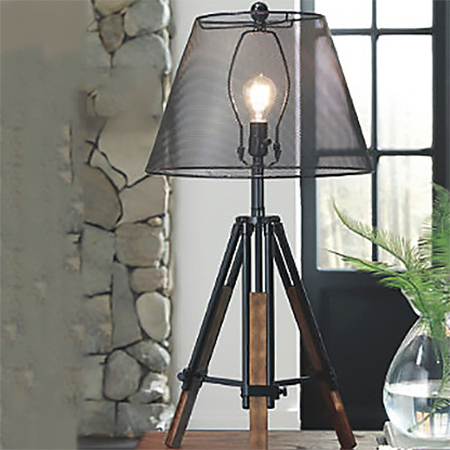 Metal & Wood Table Lamp